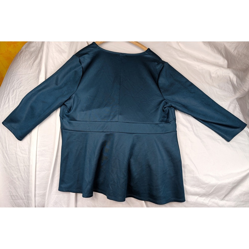 Lane Bryant Womens Plus 18/20 Cobalt Blue V-Neck Empire Waist Top 2742 - Picture 2 of 11